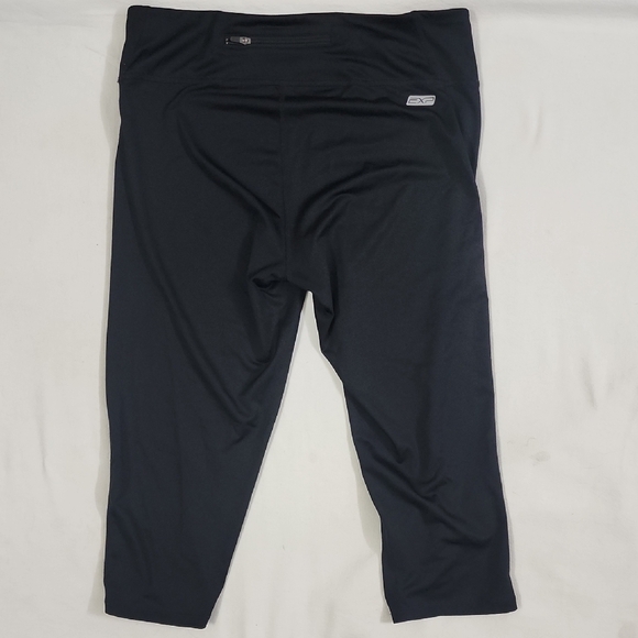 Express Compression Capri Workout Pants - Picture 4 of 6